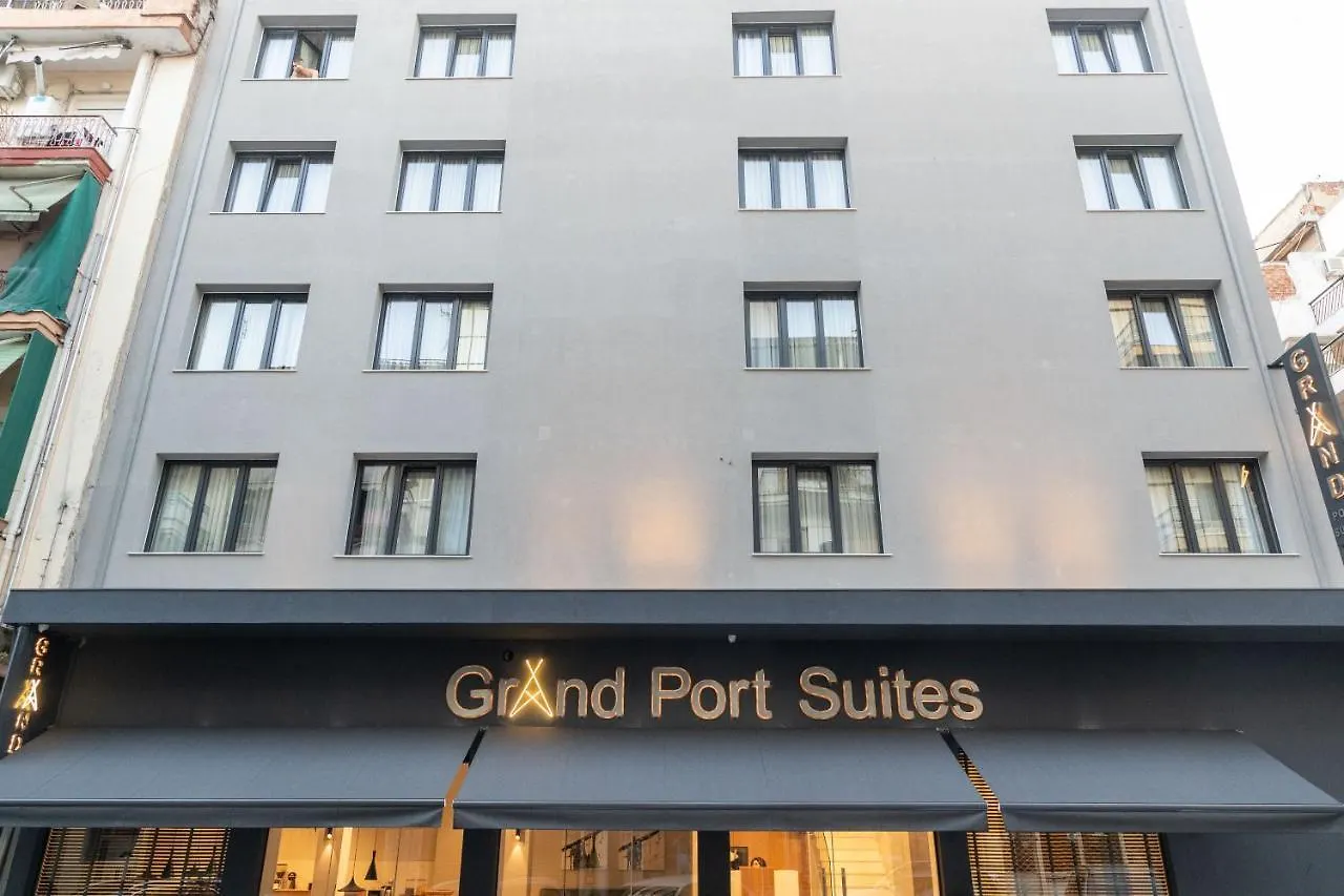 Grand Port Suites Thessaloniki Bed & Breakfast